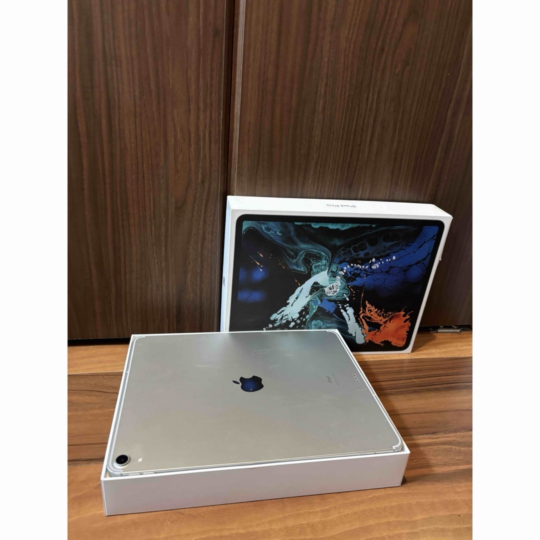 iPad Pro 12.9インチ 第3世代 256GB iPad Pro 12.9インチ 第3世代 256GB