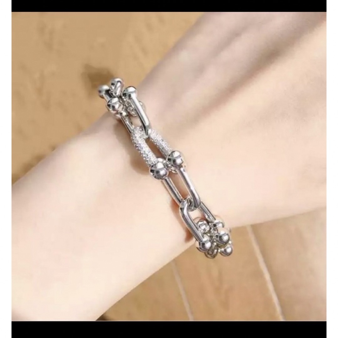 高級感抜群✨】ハードウェアブレスレット まとめ買いにも 高級感抜群✨】ハードウェアブレスレット まとめ買いにも