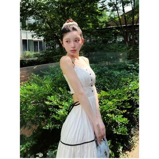 新品☆ZARA ザラ 色あせ オープンバックアシンメトリーワンピース 新品☆ZARA ザラ 色あせ オープンバックアシンメトリーワンピース