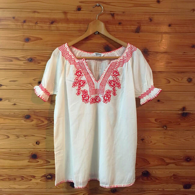 【vintage】花柄刺繍トップス レディースのトップス(シャツ/ブラウス(半袖/袖なし))の商品写真
