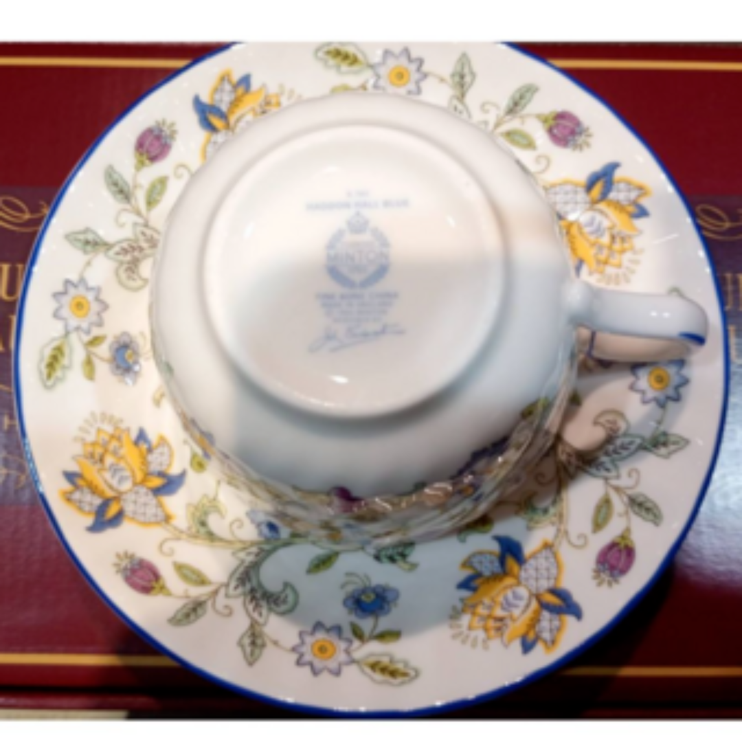 MINTON(ミントン)の【未使用品】MINTON ハドンホール.BLUE カップ＆ソーサー新品美品 インテリア/住まい/日用品のキッチン/食器(グラス/カップ)の商品写真