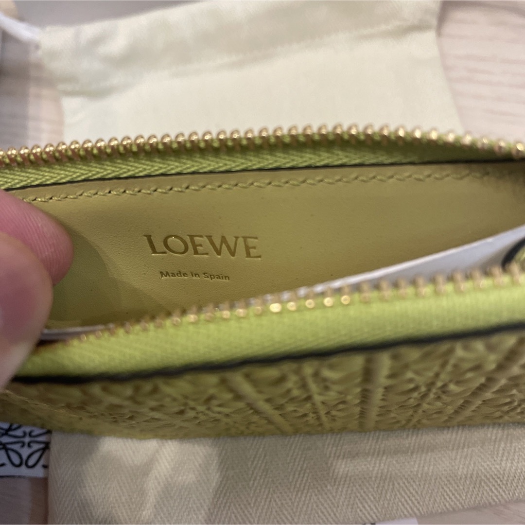 LOEWE - LOEWE リピート コイン カードホルダーの通販 by カタ LOEWE - LOEWE リピート コイン カードホルダーの通販 by カタ
