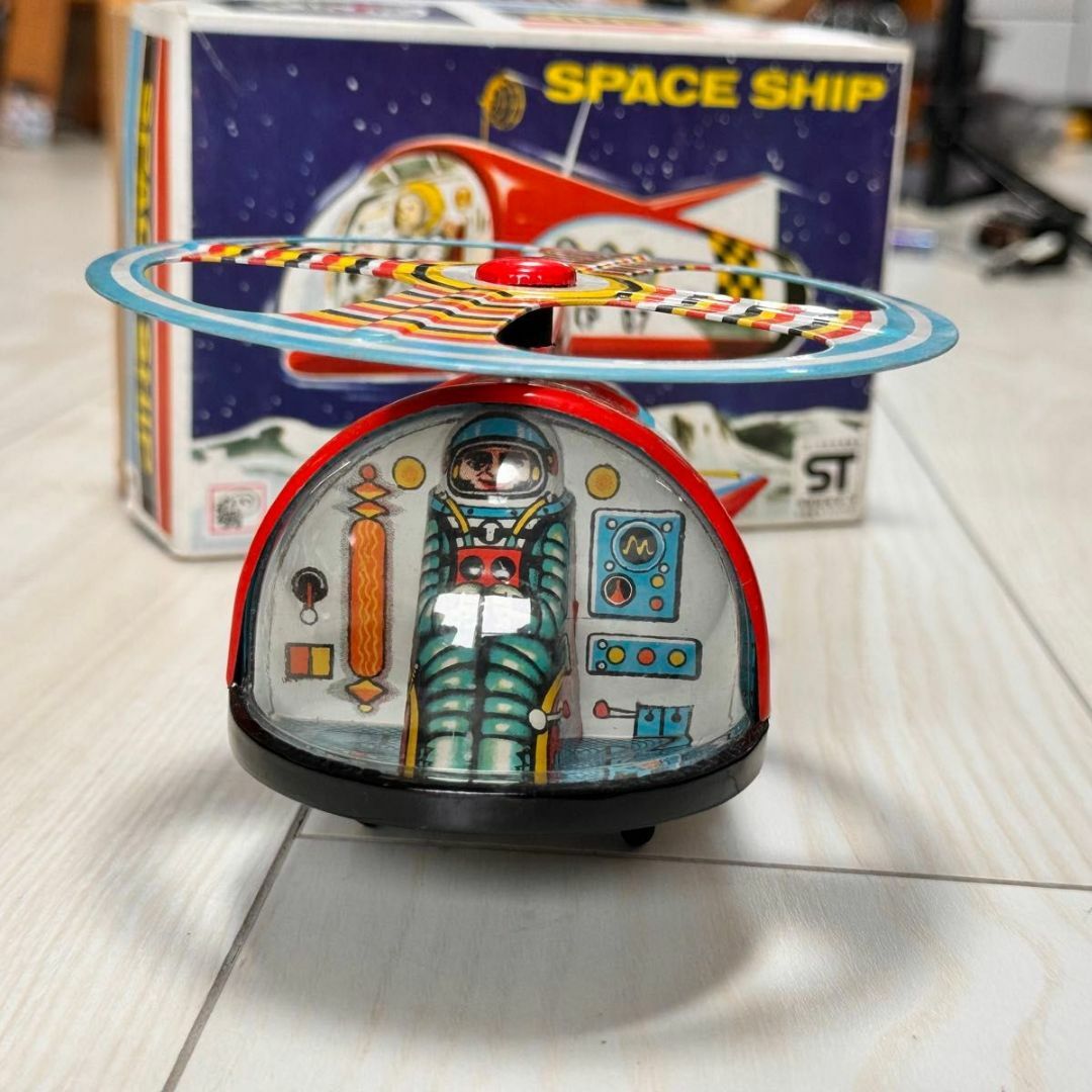 ブリキ 美品 当時物 ブリキのおもちゃ SPACESHIP XP07 ブリキ 美品 当時物 ブリキのおもちゃ SPACESHIP XP07