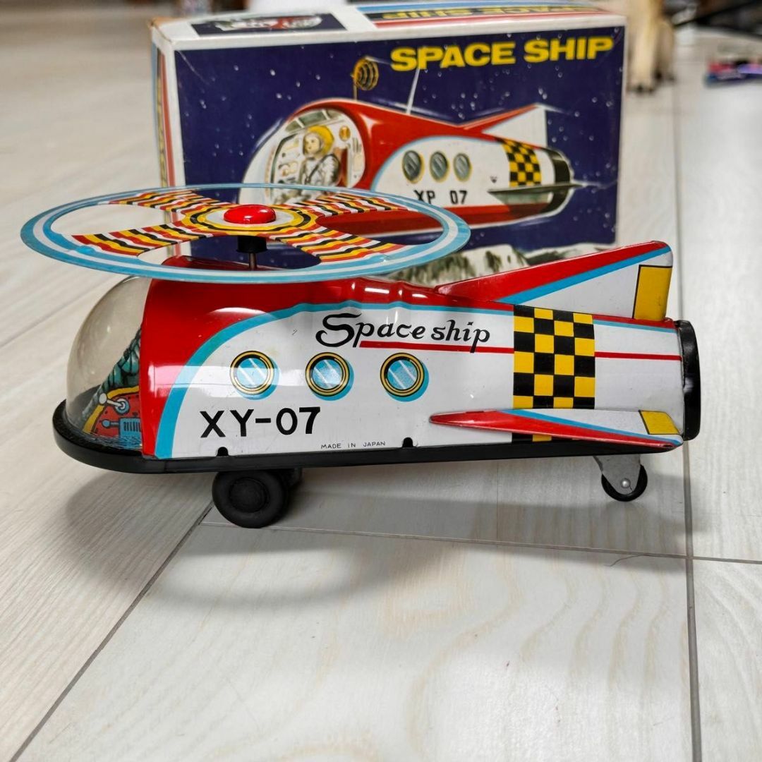 ブリキ 美品 当時物 ブリキのおもちゃ SPACESHIP XP07 ブリキ 美品 当時物 ブリキのおもちゃ SPACESHIP XP07