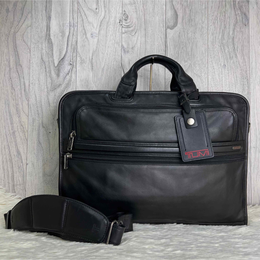 人気♡美品♡A4可♡TUMI トゥミ レザー 2way ビジネスバッグ 人気♡美品♡A4可♡TUMI トゥミ レザー 2way ビジネスバッグ
