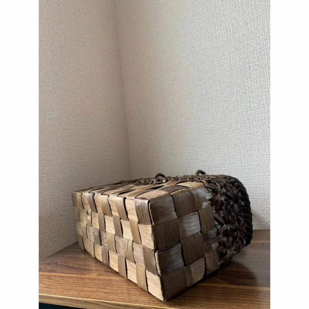 胡桃 胡桃籠バッグ 手作り くるみかごバッグ 市松編み、立体花 胡桃 胡桃籠バッグ 手作り くるみかごバッグ 市松編み、立体花