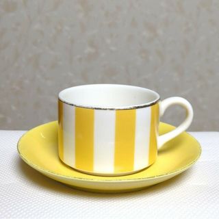 ナカヤマ カップ&ソーサー 食器 ばら 黄色 イエロー コーヒーカップインテリア ナカヤマ カップ&ソーサー 食器 ばら 黄色 イエロー コーヒーカップインテリア