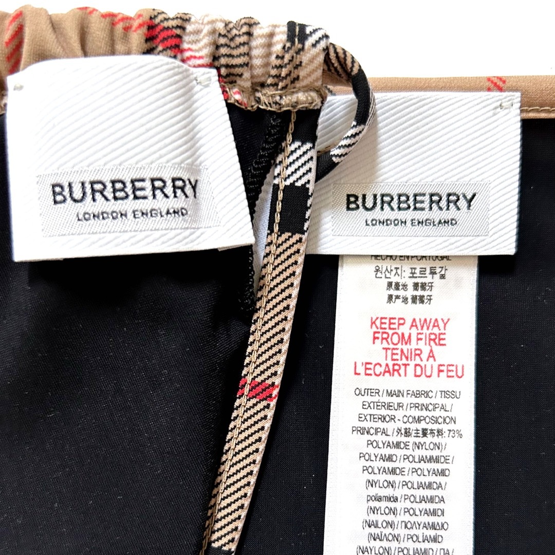 BURBERRY - 新品 BURBERRY バーバリー チェック ビキニ 水着 BURBERRY - 新品 BURBERRY バーバリー チェック ビキニ 水着
