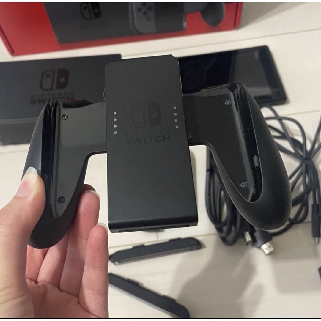 チマさん専用Nintendo Switch JOY-CON グレー 本体 チマさん専用Nintendo Switch JOY-CON グレー 本体