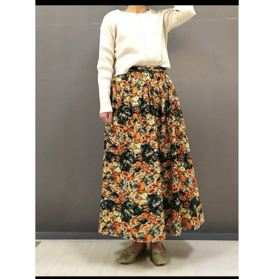 STANDARD BOUTIQUE 花柄刺繍ギャザーマキシスカート 古し STANDARD BOUTIQUE 花柄刺繍ギャザーマキシスカート 古し