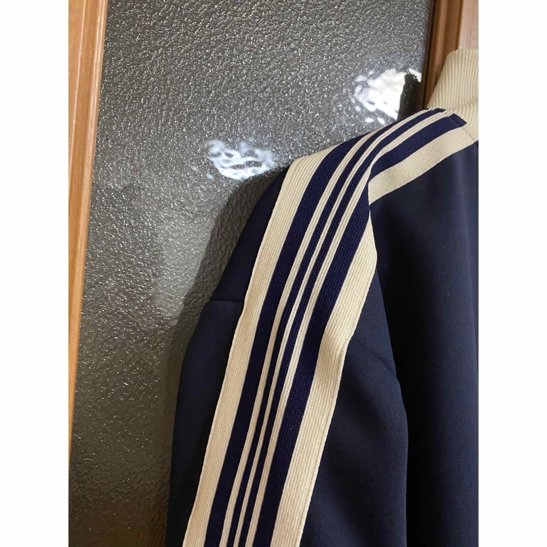 美品Birthday roomジャージショート丈ライントラックジャケット 美品Birthday roomジャージショート丈ライントラックジャケット