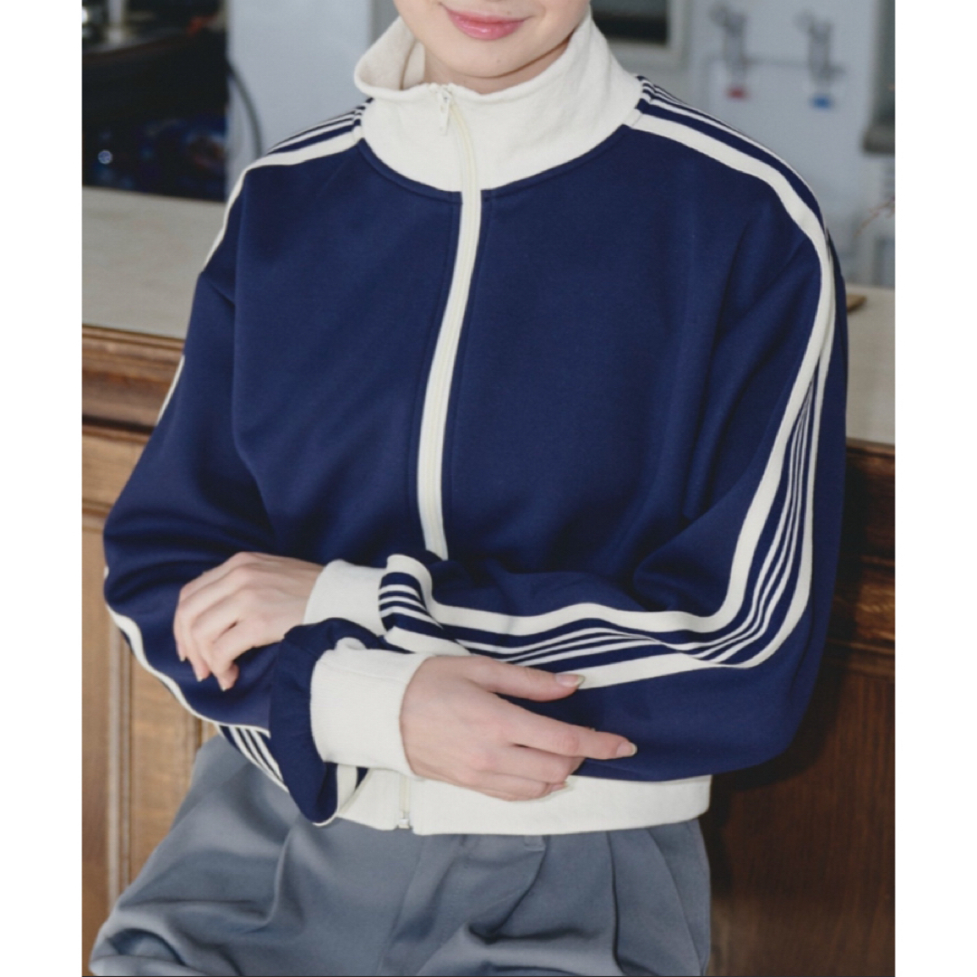 美品Birthday roomジャージショート丈ライントラックジャケット 美品Birthday roomジャージショート丈ライントラックジャケット