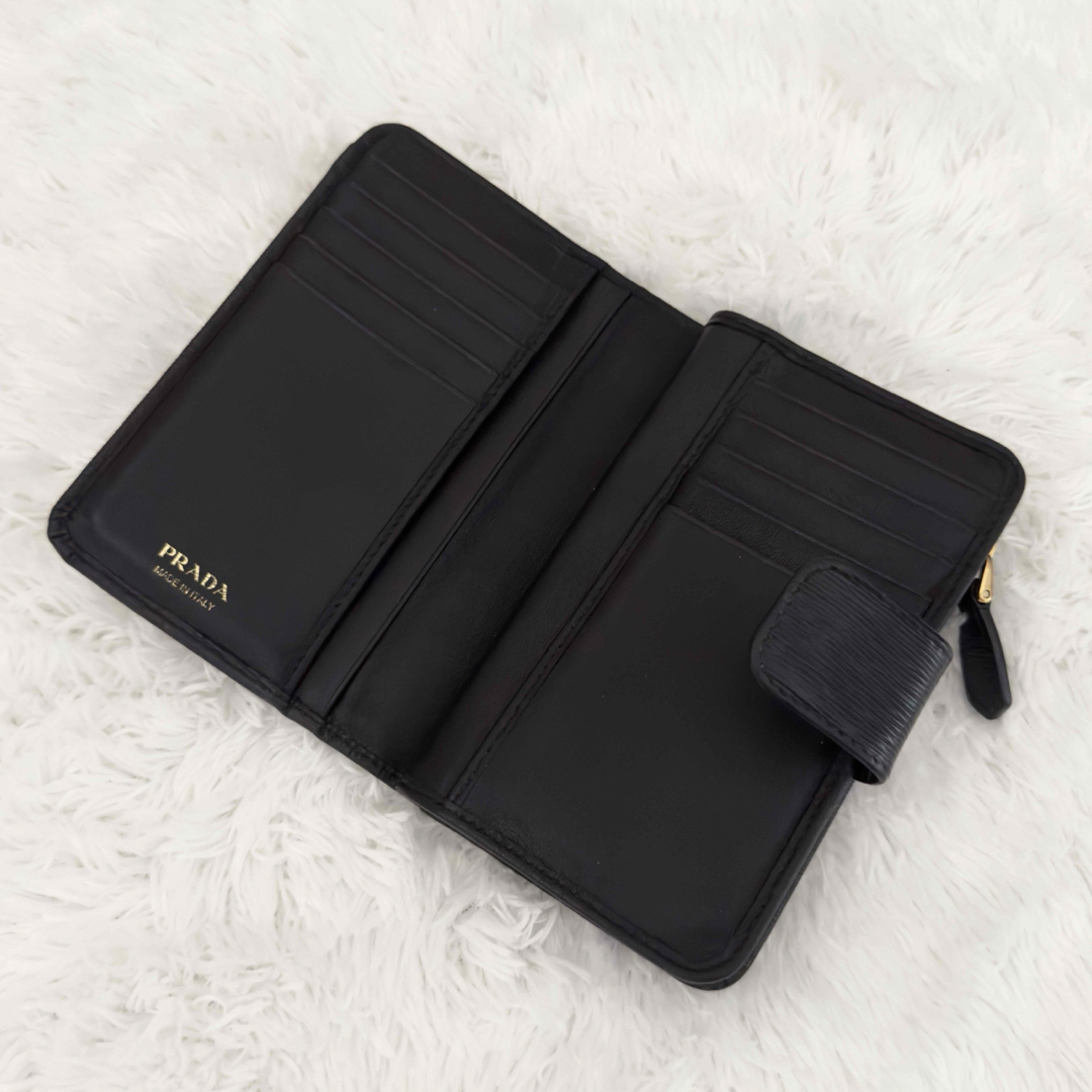 ☆美品☆PRADA プラダ ヴィッテロムーヴ 財布 ブラック 二つ折り ☆美品☆PRADA プラダ ヴィッテロムーヴ 財布 ブラック 二つ折り