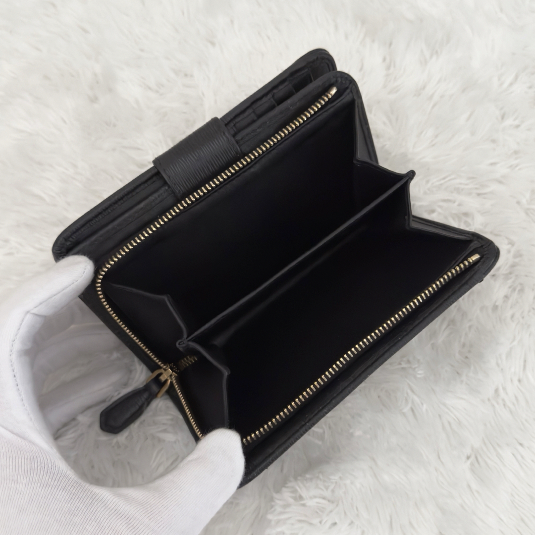☆美品☆PRADA プラダ ヴィッテロムーヴ 財布 ブラック 二つ折り ☆美品☆PRADA プラダ ヴィッテロムーヴ 財布 ブラック 二つ折り
