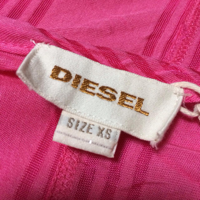 DIESEL(ディーゼル)のDIESEL tops レディースのトップス(カットソー(半袖/袖なし))の商品写真