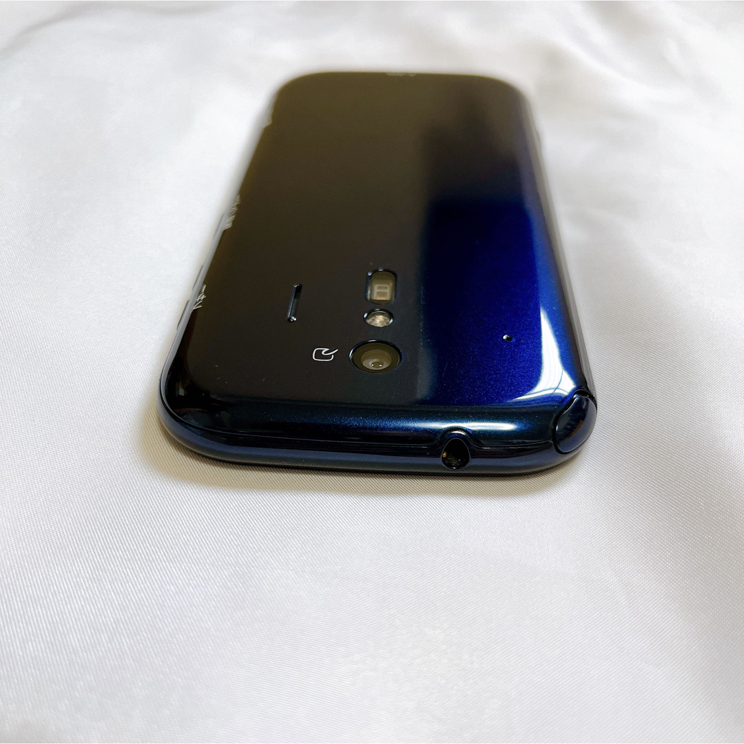 docomo らくらくスマートフォン F-42A ネイビー docomo らくらくスマートフォン F-42A ネイビー