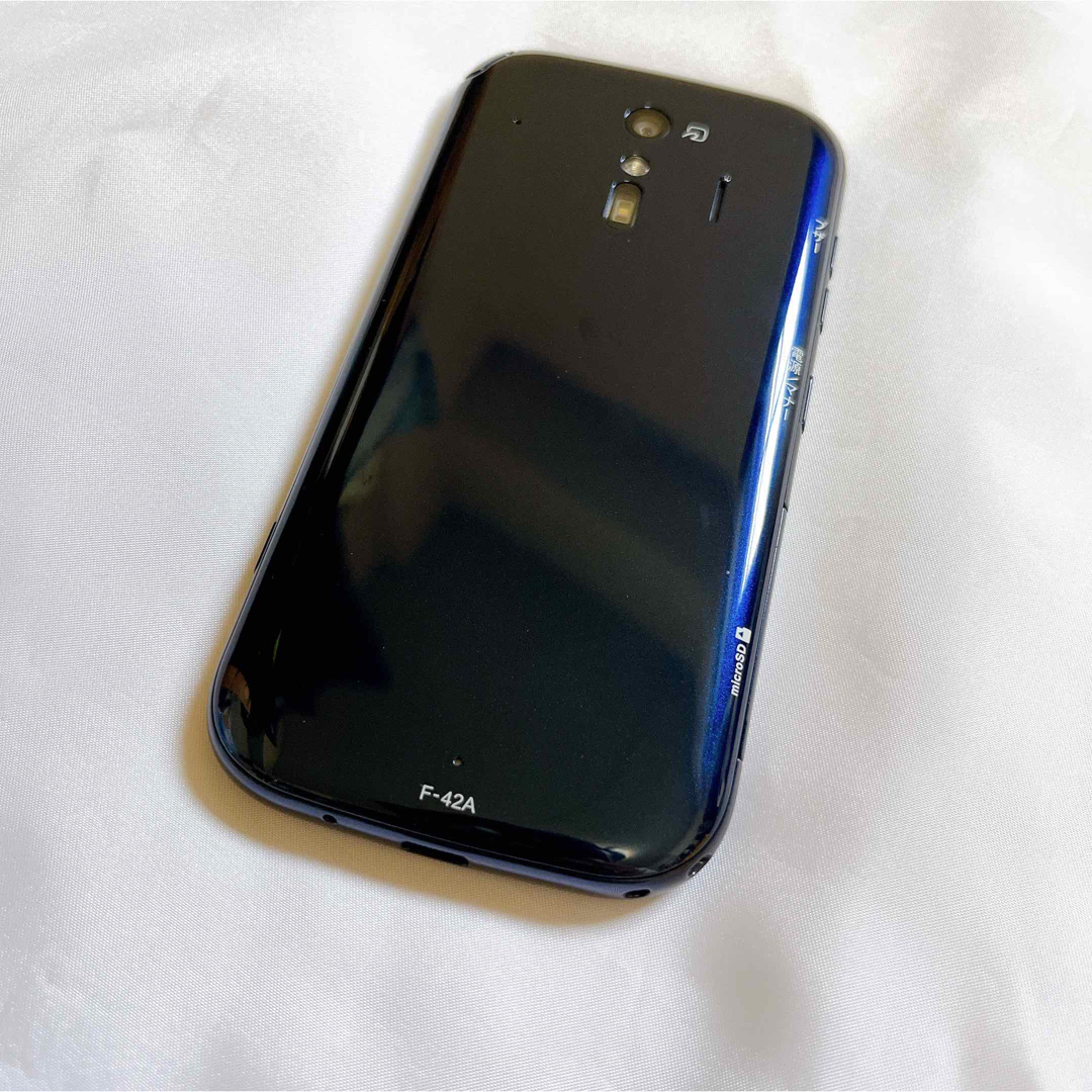 docomo らくらくスマートフォン F-42A ネイビー docomo らくらくスマートフォン F-42A ネイビー