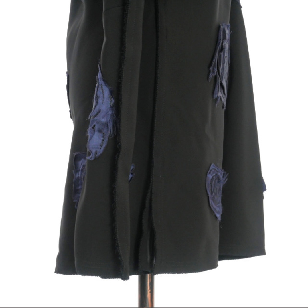 MARNI - マルニ MARNI 22AW フラワーワッペン Vネックシャツ