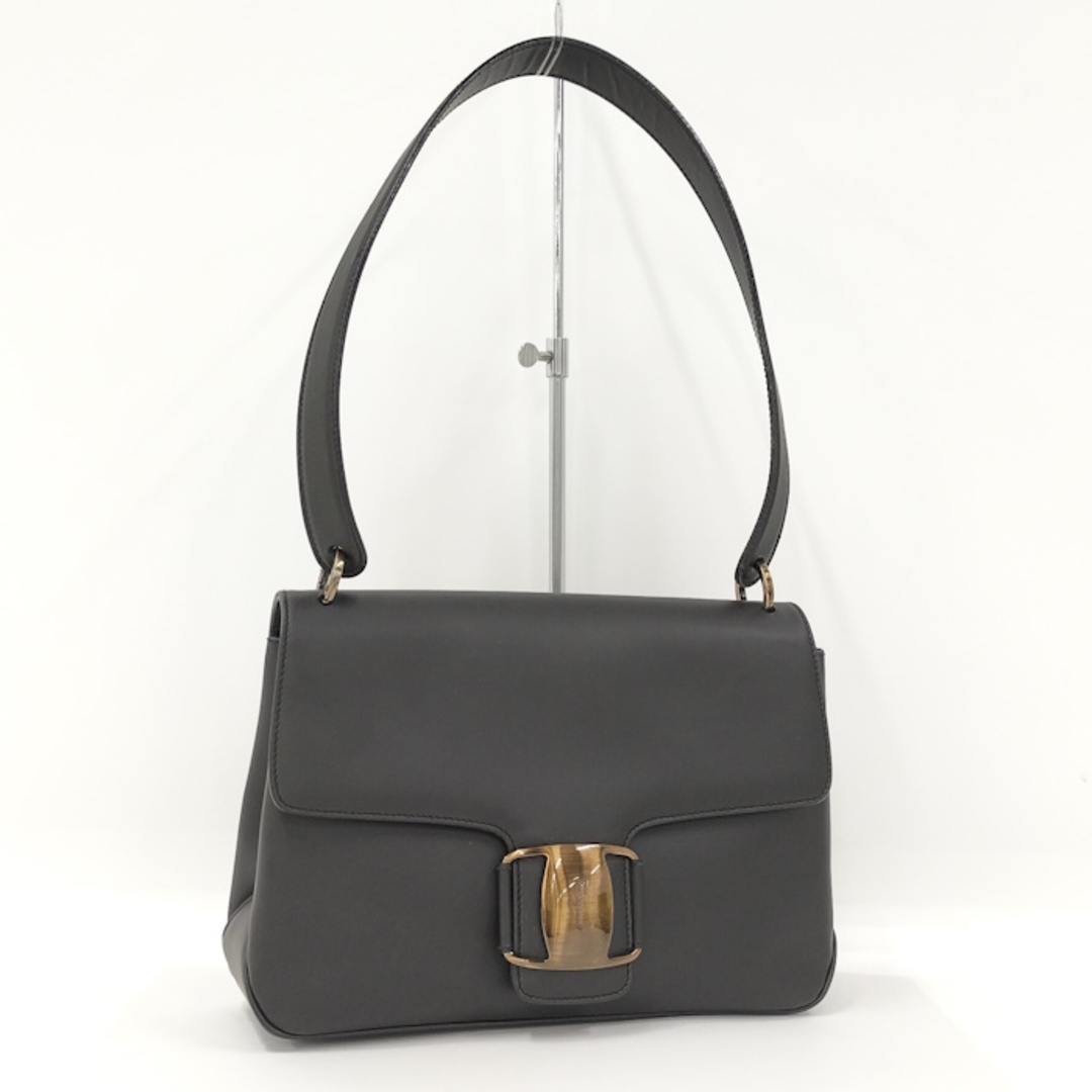 Salvatore Ferragamo ワンショルダーバッグ ヴァラ レザー Salvatore Ferragamo ワンショルダーバッグ ヴァラ レザー