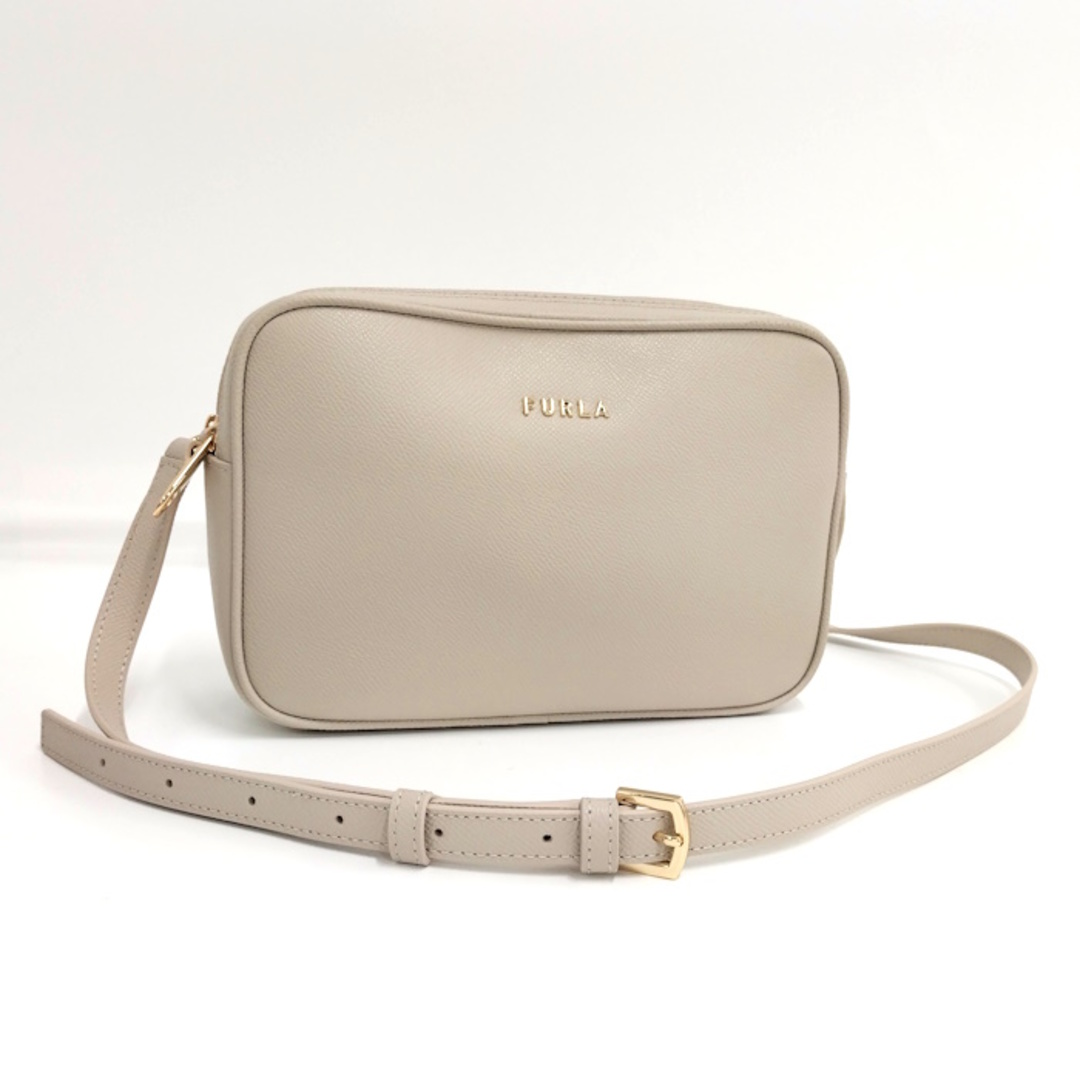 FURLA - FURLA ショルダーバッグ レザー ベージュ系 EP59LILの FURLA - FURLA ショルダーバッグ レザー ベージュ系 EP59LILの