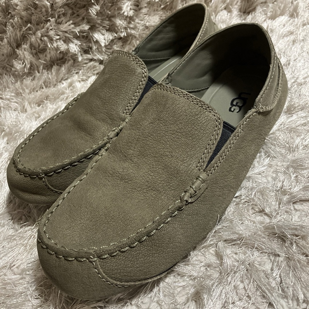 UGG - 美品‼️ UGG モカシン スリッポン メンズ 25センチの通販 UGG - 美品‼️ UGG モカシン スリッポン メンズ 25センチの通販
