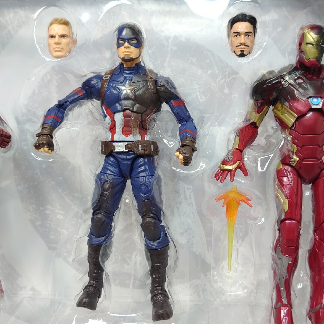Hasbro - シビル・ウォー キャプテン・アメリカ アクション Hasbro - シビル・ウォー キャプテン・アメリカ アクション