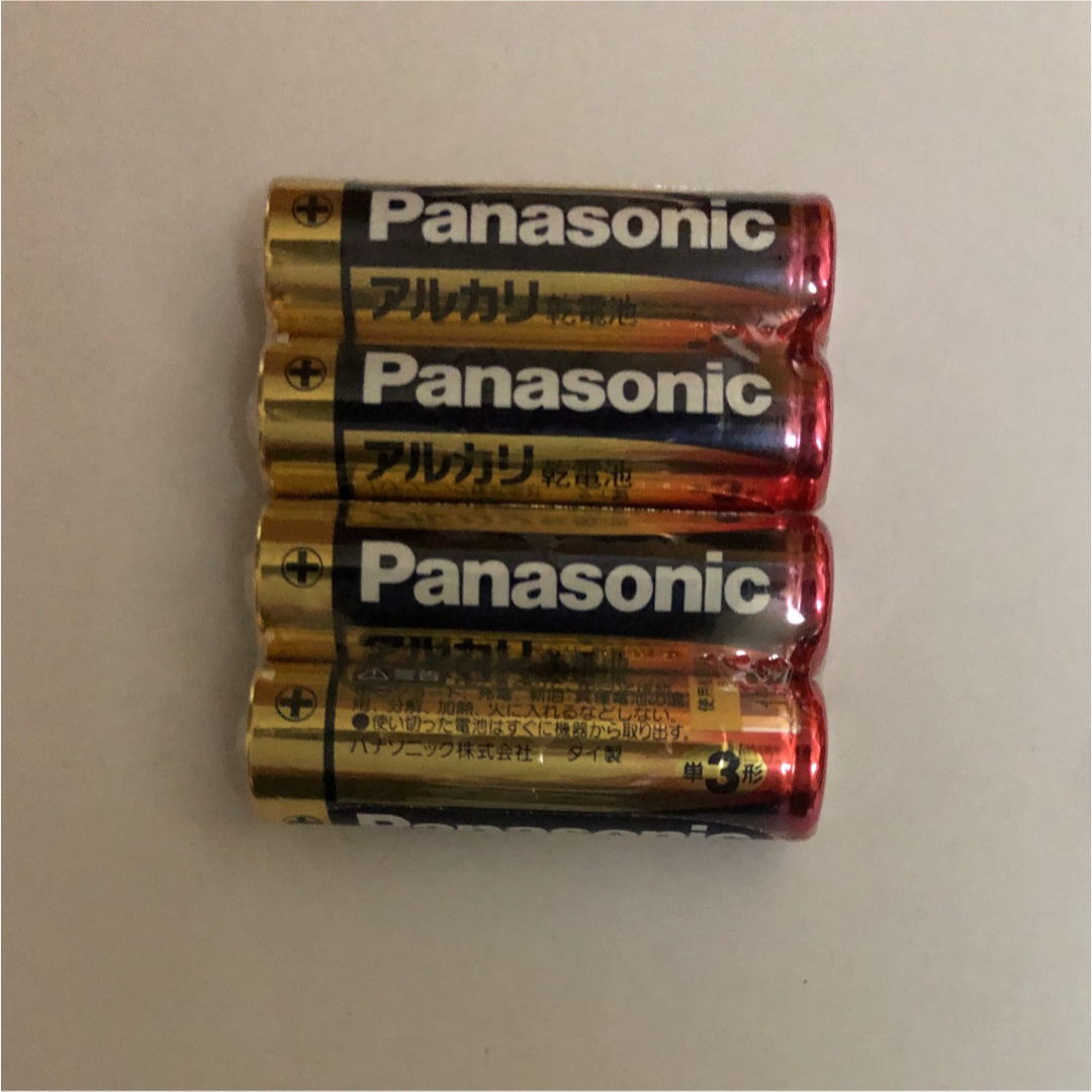 単四アルカリ電池4本 メンズのメンズ その他(その他)の商品写真