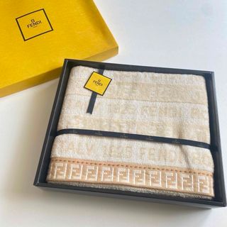 FENDI(タオル/バス用品)のフリマアイテム一覧 FENDI(タオル/バス用品)のフリマアイテム一覧