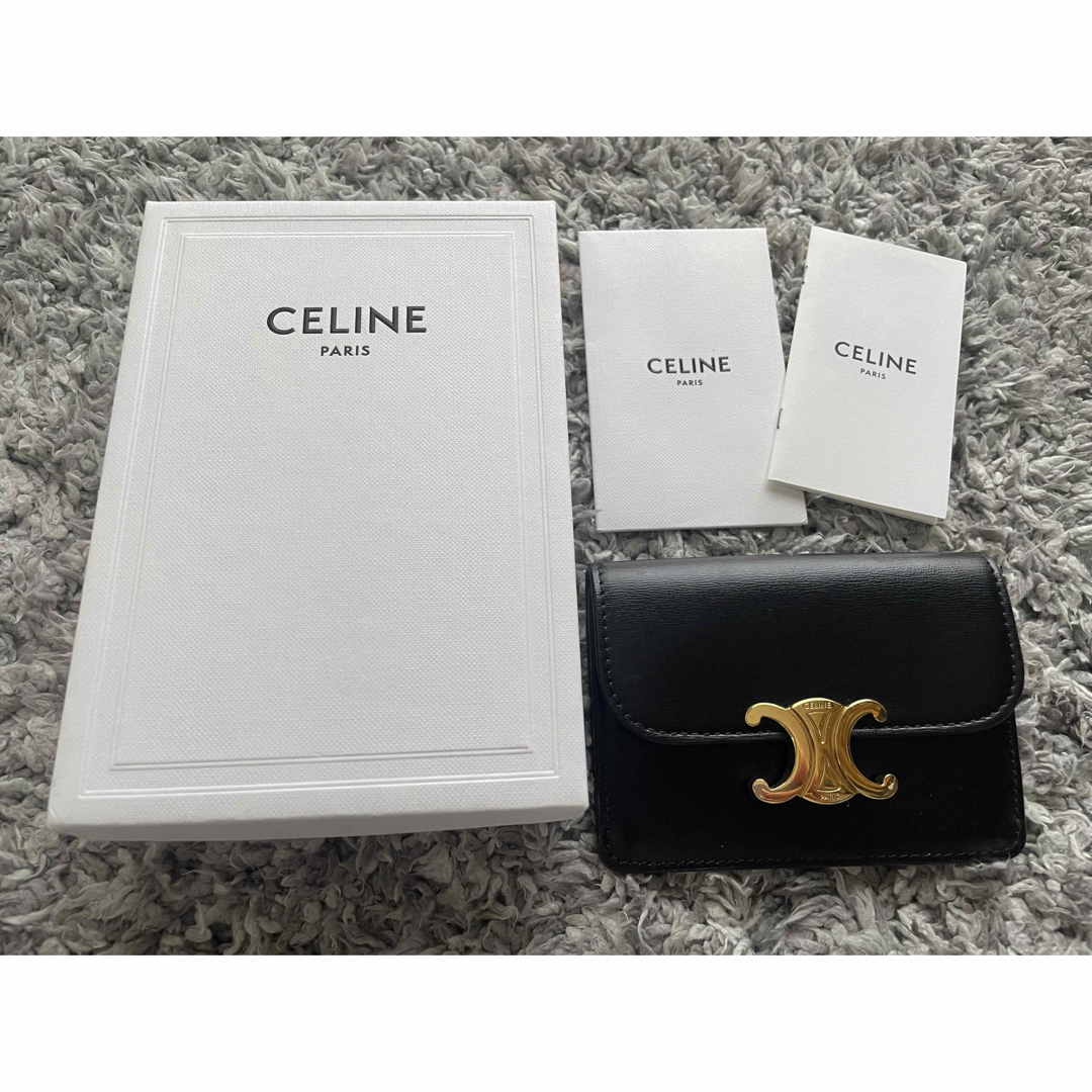 CELINE - CELINE 名刺入れ トリオンフ フラップ付き ゴールド CELINE - CELINE 名刺入れ トリオンフ フラップ付き ゴールド