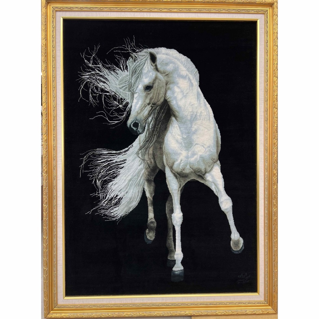 ペルシャ絨毯(絵画)タブリーズ産(白馬)袋(付き)箱(付き) がろ ペルシャ絨毯(絵画)タブリーズ産(白馬)袋(付き)箱(付き) がろ