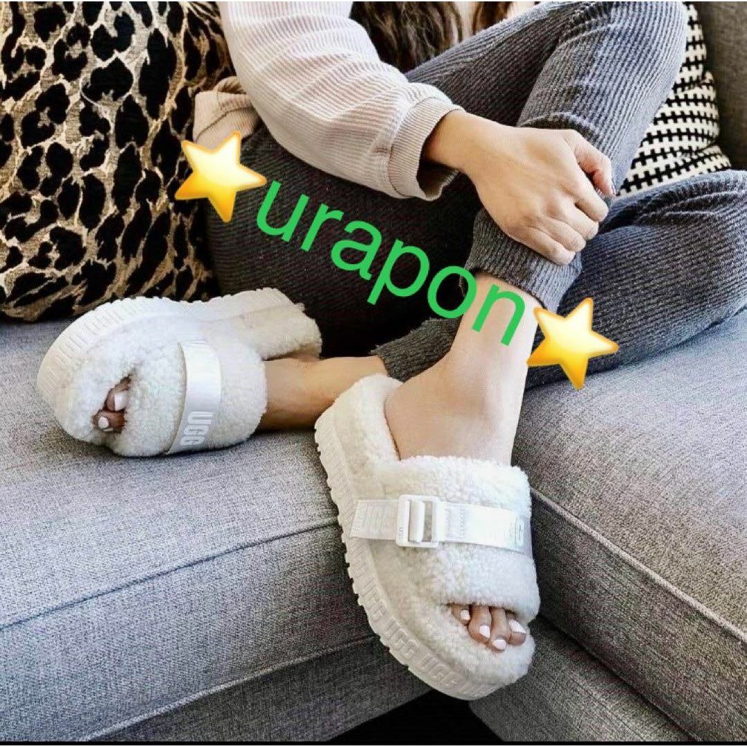 UGG - 完売しました。。。①超美品✨23靴下~23.5・24素足✨UGG UGG - 完売しました。。。①超美品✨23靴下~23.5・24素足✨UGG