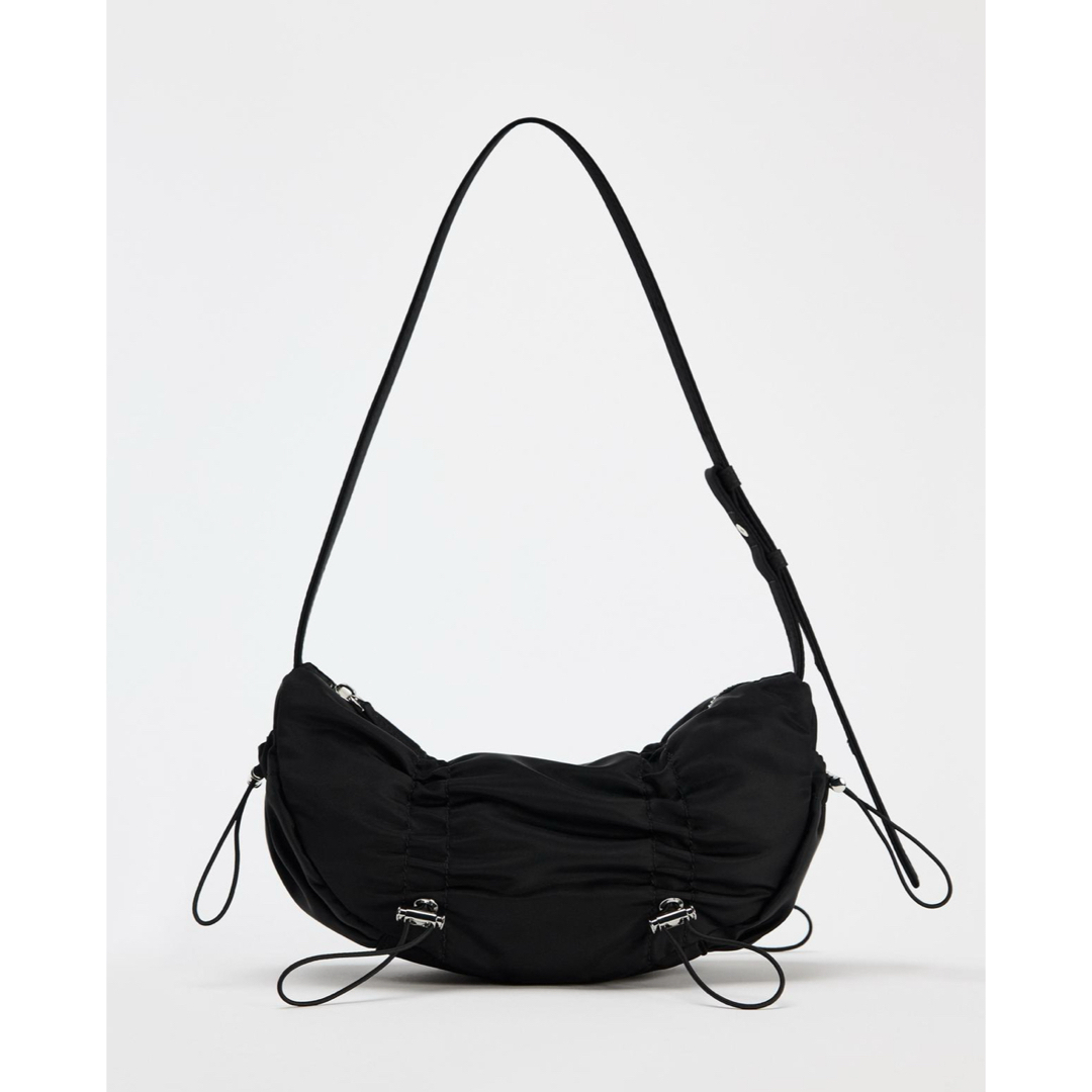ZARA - 最終値下げ!ギャザーショルダーバッグの通販 by こ ZARA - 最終値下げ!ギャザーショルダーバッグの通販 by こ