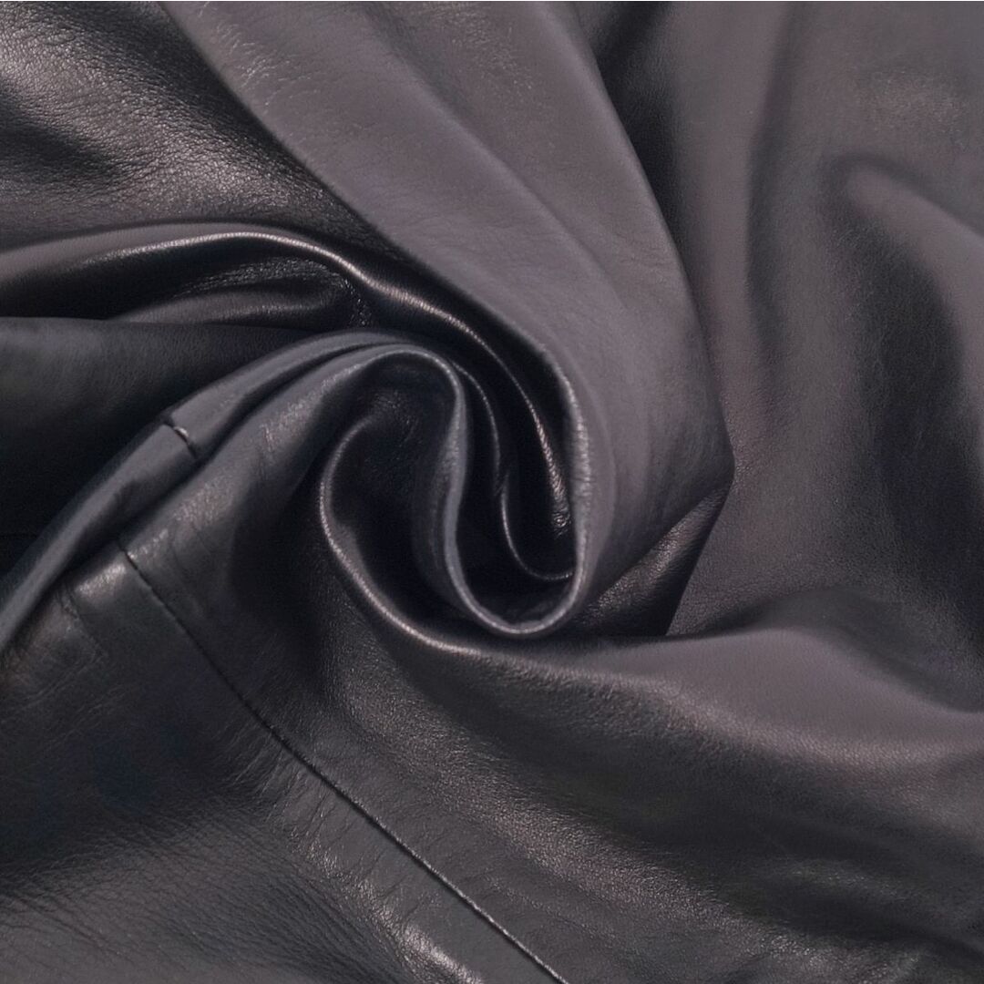 VERSACE - 未使用 ヴェルサーチ VERSACE パンツ レザーパンツ VERSACE - 未使用 ヴェルサーチ VERSACE パンツ レザーパンツ