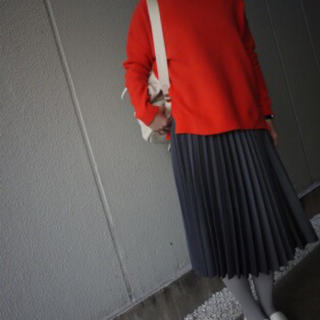 エンフォルド(ENFOLD)のENFOLD黒プリーツスカート☆ミモレフレアスカート(ひざ丈スカート)