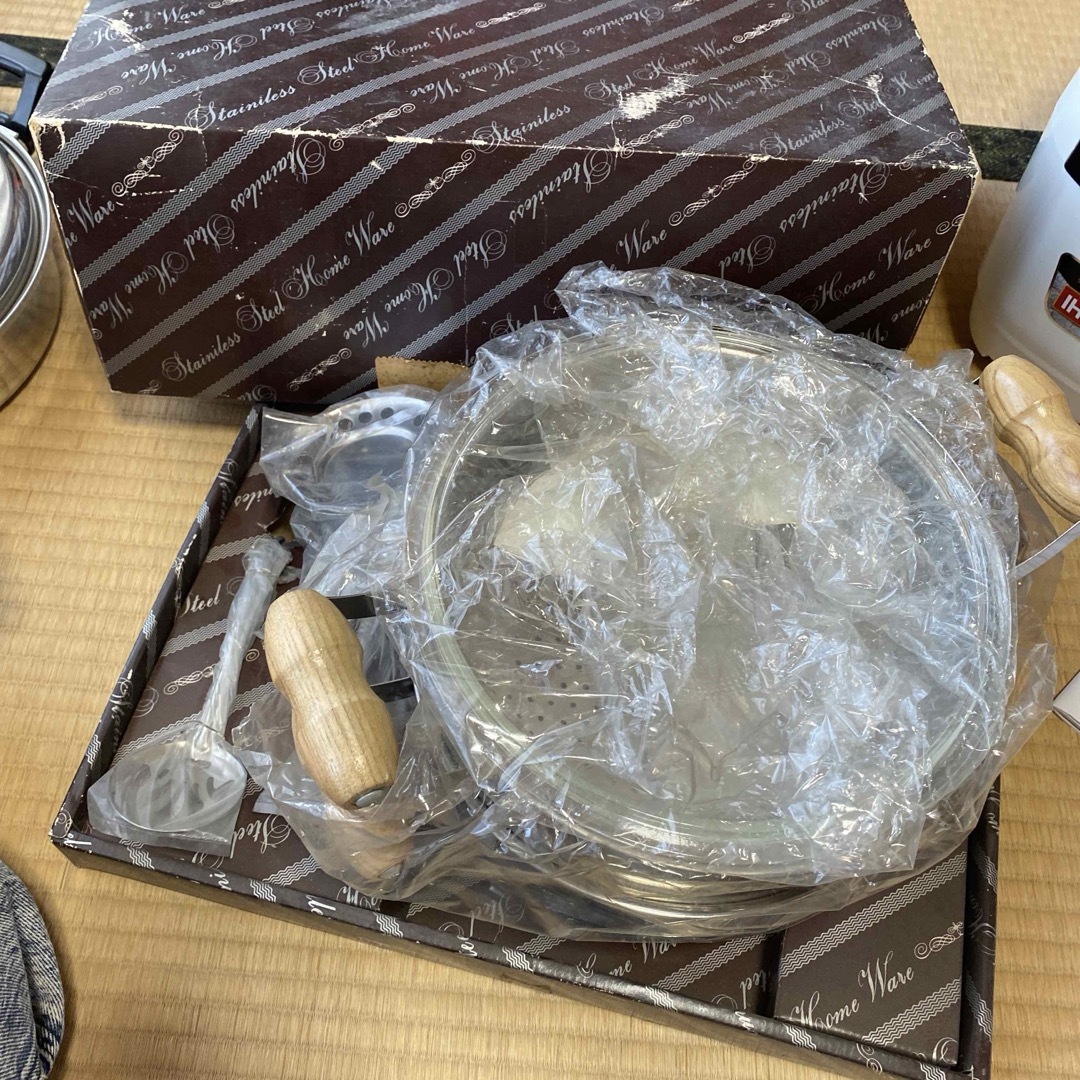 新品 アイリスオーヤマ IH炊飯器 2段蒸し器 パエリア鍋 鍋 新品 アイリスオーヤマ IH炊飯器 2段蒸し器 パエリア鍋 鍋
