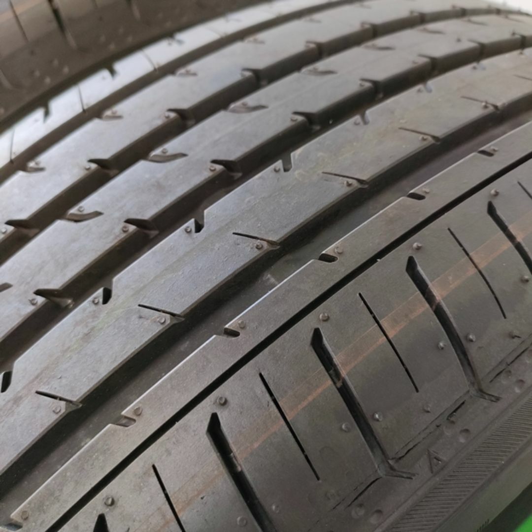 ヨコハマ - YOKOHAMA 225/60R18 ADVAN V03 4本 YA1026 Kの通販 ヨコハマ - YOKOHAMA 225/60R18 ADVAN V03 4本 YA1026 Kの通販