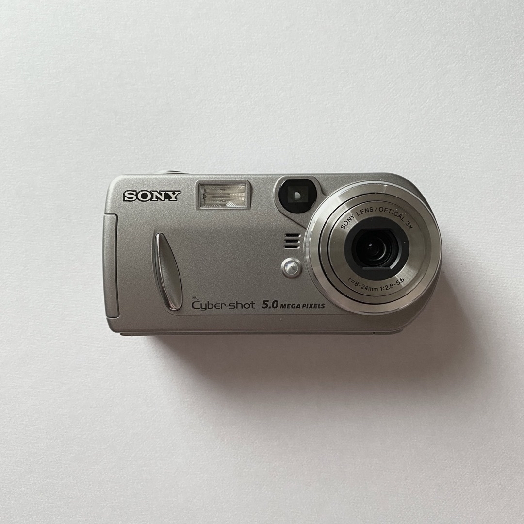 SONYソニーCyber-shot 5.0メガピクセルコンパクトデジタルカメラ SONYソニーCyber-shot 5.0メガピクセルコンパクトデジタルカメラ
