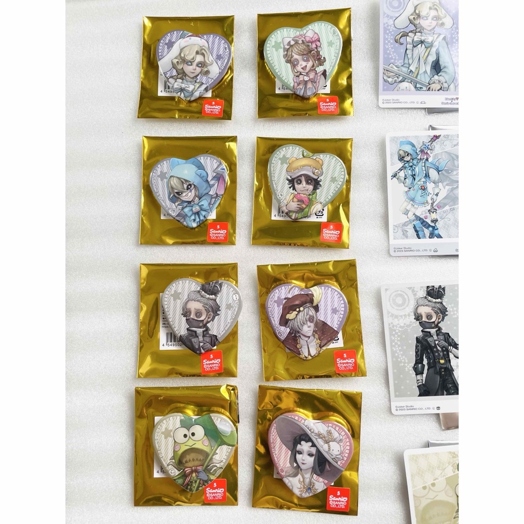 新品 第五人格 サンリオ ハート型 缶バッジ ポラショット 新品 第五人格 サンリオ ハート型 缶バッジ ポラショット