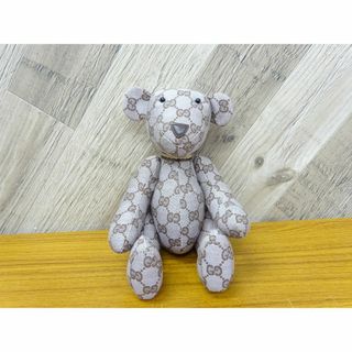 GUCCI(ぬいぐるみ)のフリマアイテム一覧 GUCCI(ぬいぐるみ)のフリマアイテム一覧