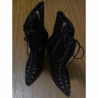 Yellow boots(ブラック/黒色系)のフリマアイテム一覧 Yellow boots(ブラック/黒色系)のフリマアイテム一覧