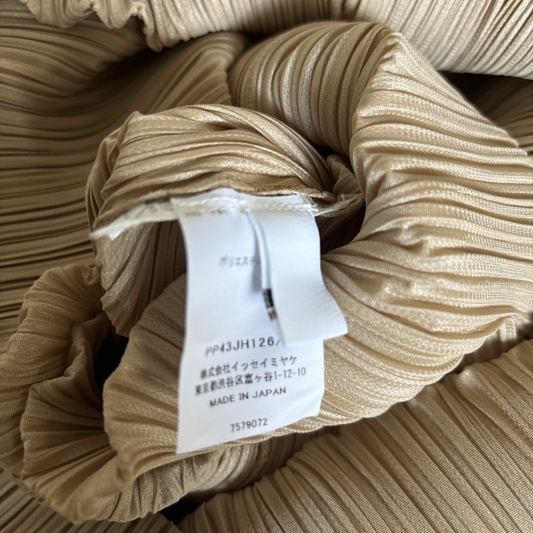 PLEATS PLEASE ISSEY MIYAKE - プリーツプリーズMONTHLY COLORS PLEATS PLEASE ISSEY MIYAKE - プリーツプリーズMONTHLY COLORS
