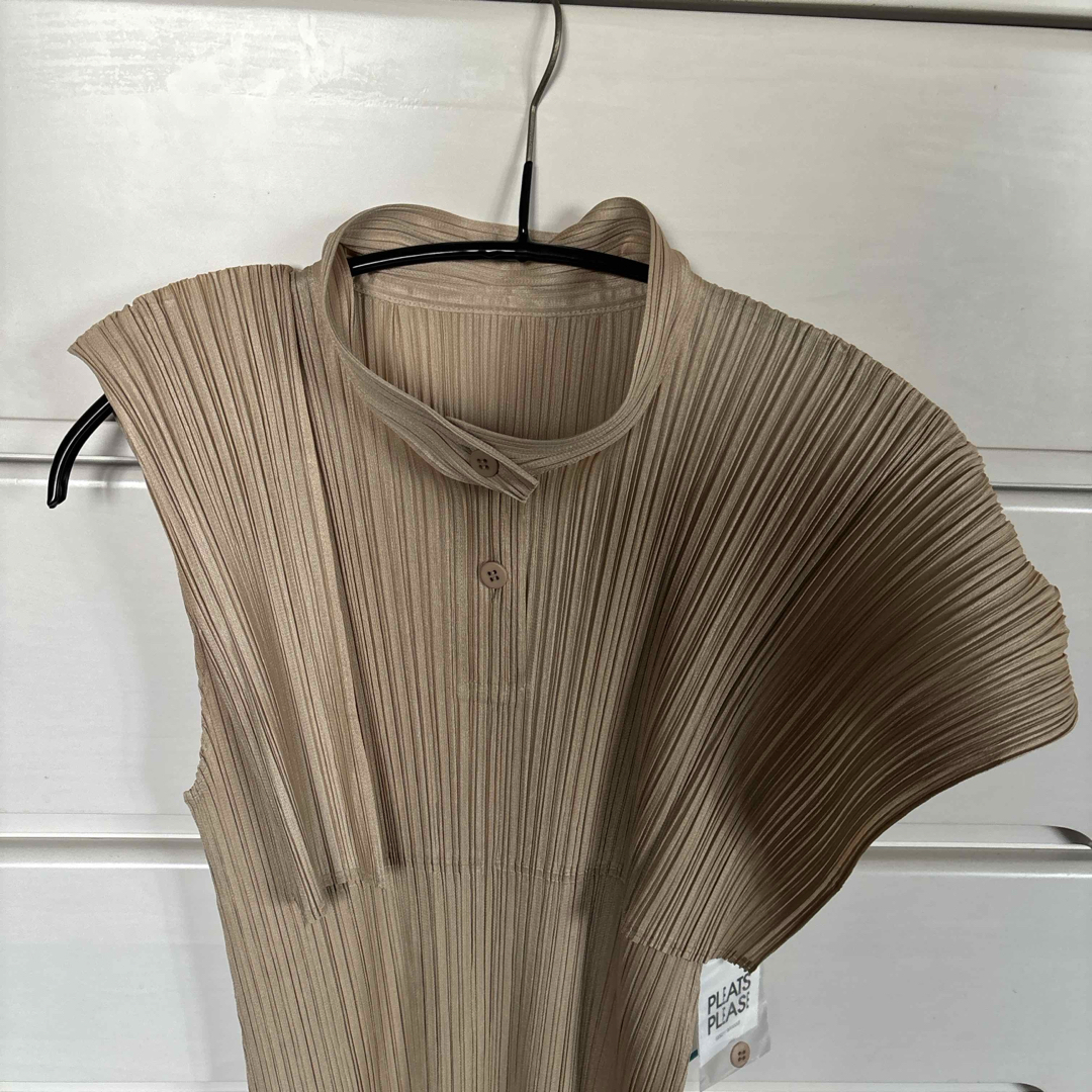 PLEATS PLEASE ISSEY MIYAKE - プリーツプリーズMONTHLY COLORS PLEATS PLEASE ISSEY MIYAKE - プリーツプリーズMONTHLY COLORS