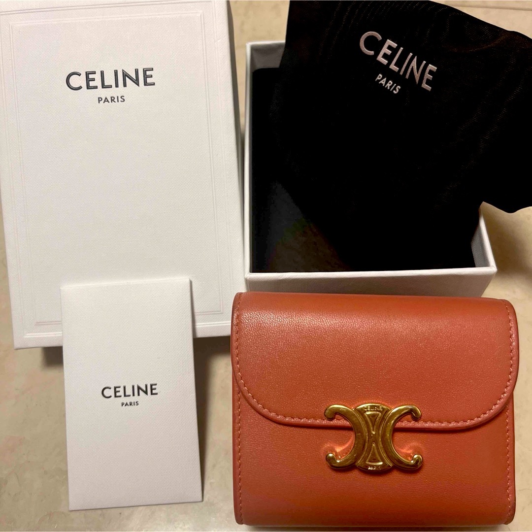 CELINE - 【正規品/鑑定済】 セリーヌ トリオンフ 三つ折財布 CELINE - 【正規品/鑑定済】 セリーヌ トリオンフ 三つ折財布