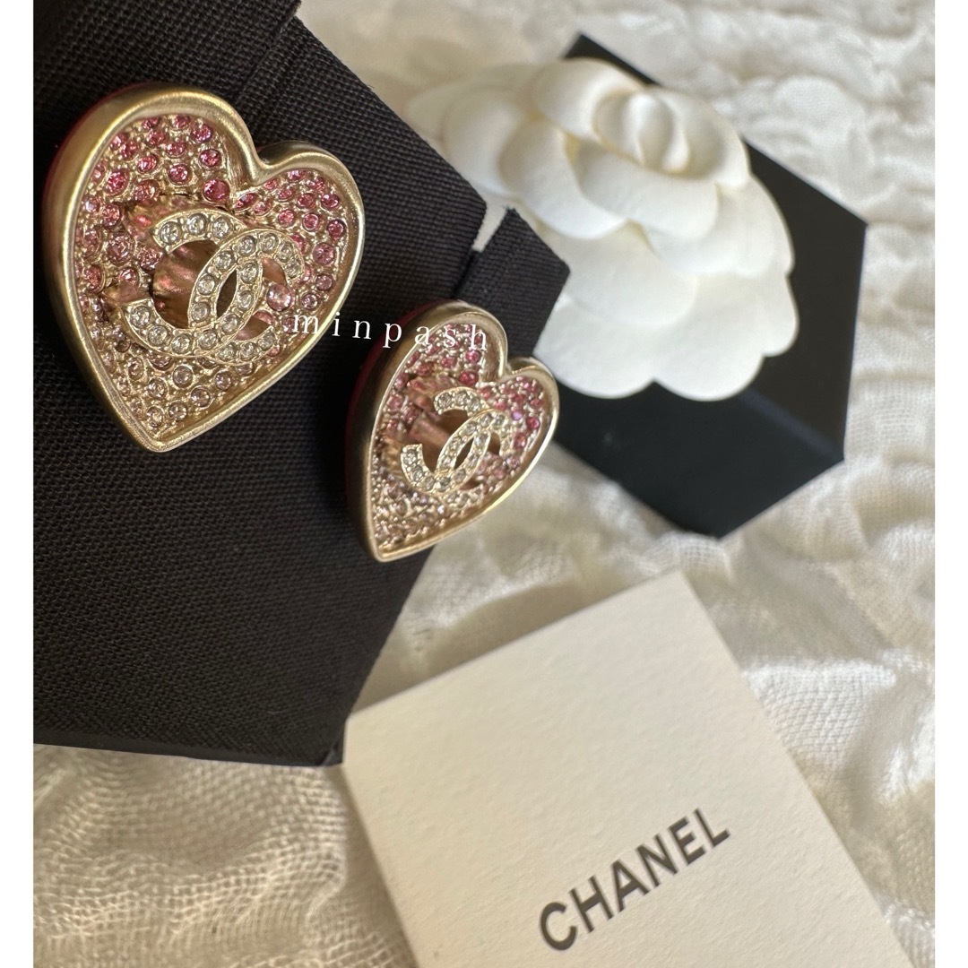 CHANEL - CHANEL ハート ピアス ピンク CCマーク プレゼント CHANEL - CHANEL ハート ピアス ピンク CCマーク プレゼント