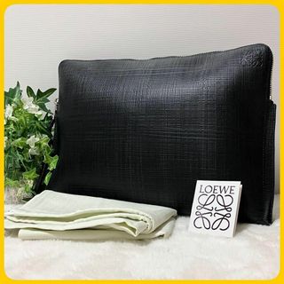 LOEWE(セカンドバッグ/クラッチバッグ)のフリマアイテム一覧 LOEWE(セカンドバッグ/クラッチバッグ)のフリマアイテム一覧