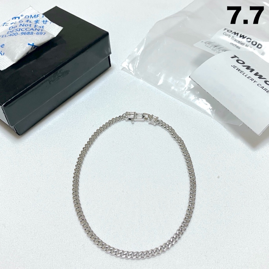 TOM WOOD - 新品 7.7 TOMWOOD M カーブチェーン ブレスレット 銀 TOM WOOD - 新品 7.7 TOMWOOD M カーブチェーン ブレスレット 銀