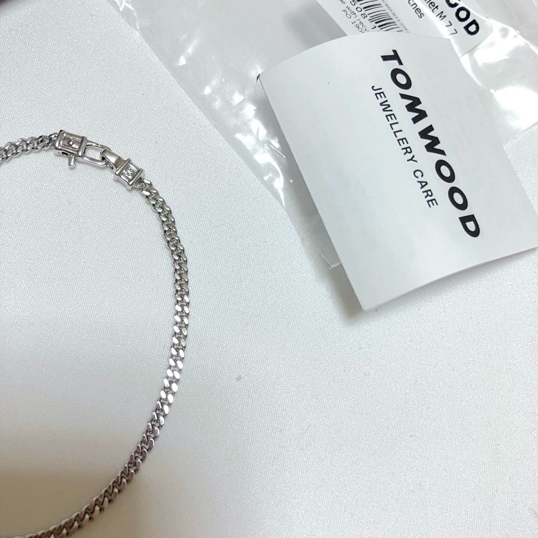TOM WOOD - 新品 7.7 TOMWOOD M カーブチェーン ブレスレット 銀 TOM WOOD - 新品 7.7 TOMWOOD M カーブチェーン ブレスレット 銀