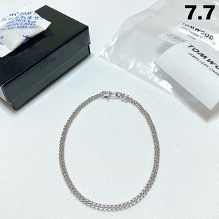 TOM WOOD - 新品 7.7 TOMWOOD M カーブチェーン ブレスレット 銀 TOM WOOD - 新品 7.7 TOMWOOD M カーブチェーン ブレスレット 銀