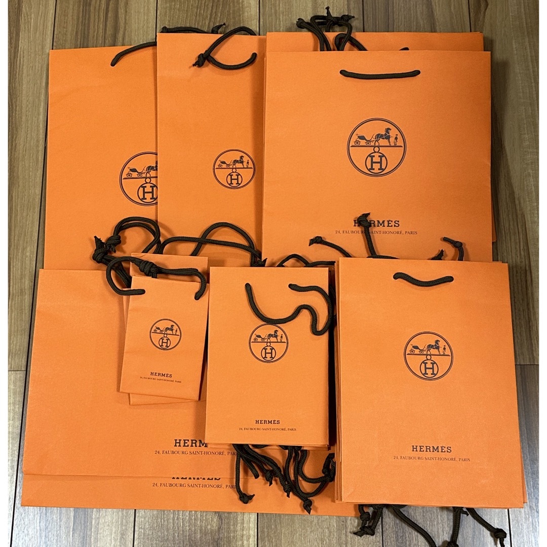 HERMES - エルメス☆紙袋ショッパー25枚セット☆未使用☆の通販 HERMES - エルメス☆紙袋ショッパー25枚セット☆未使用☆の通販