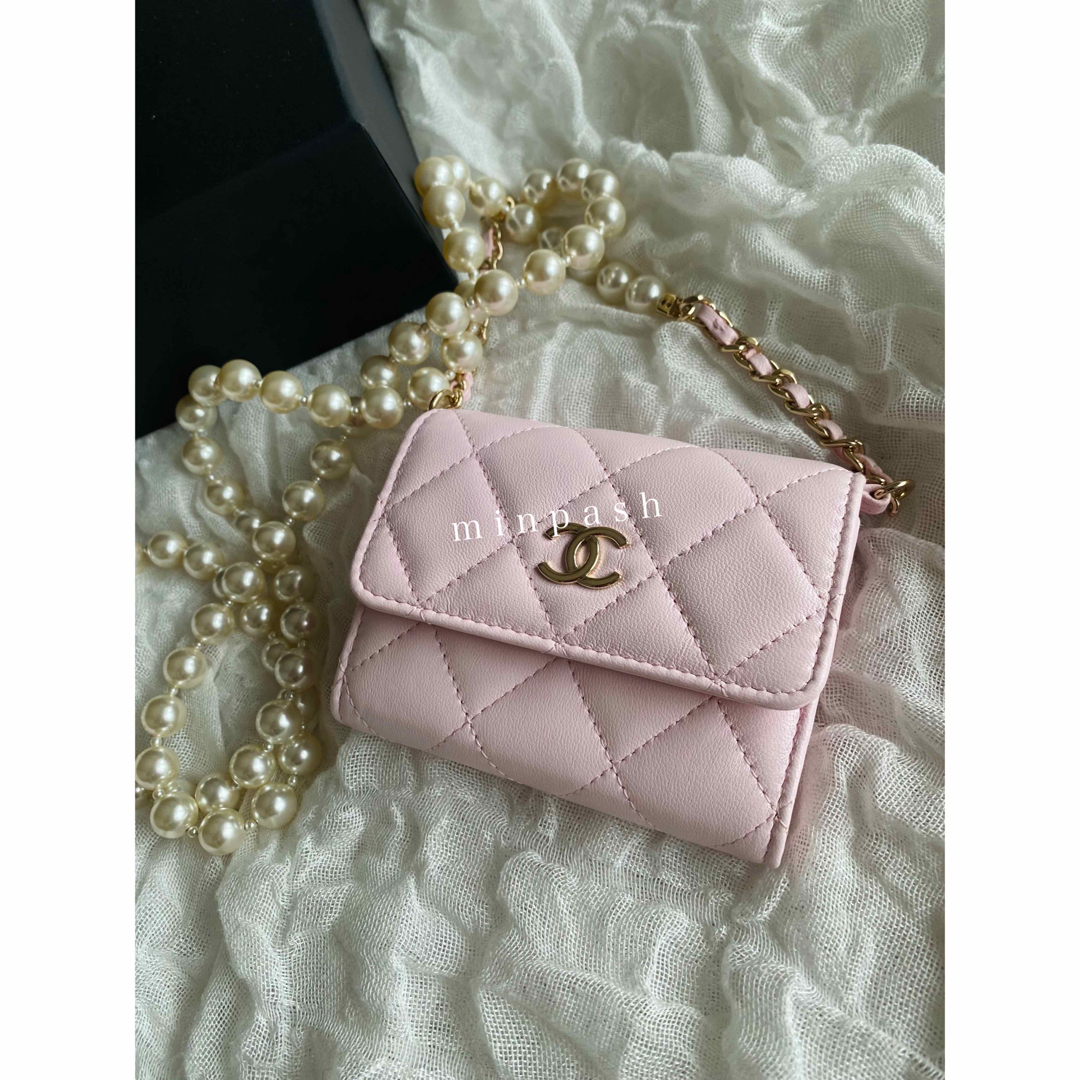 CHANEL - CHANEL パールチェーン カードケース ピンク CHANEL - CHANEL パールチェーン カードケース ピンク